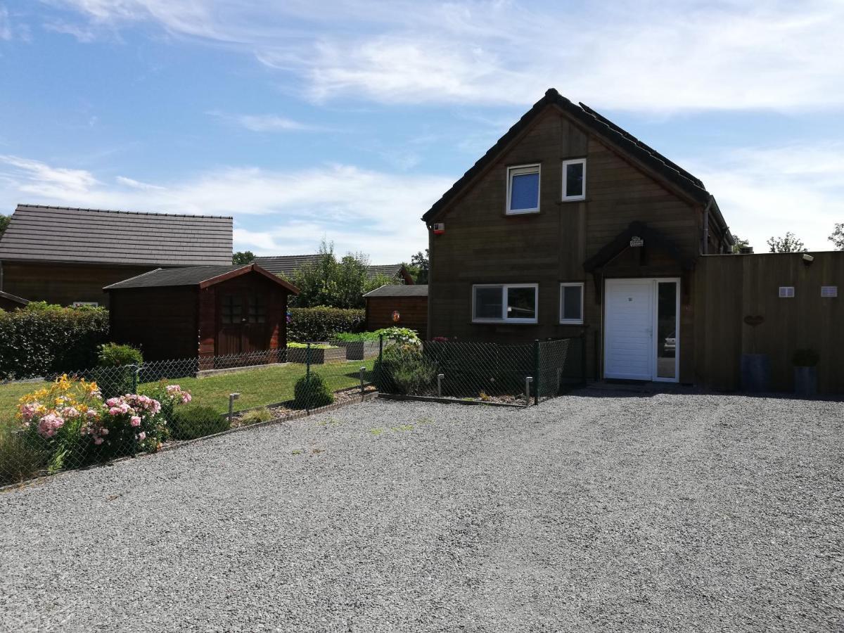 Maison 3 Chambres A 200 M De La Plage Des Lacs De L Eau D Heure Froid-Chapelle Eksteriør billede